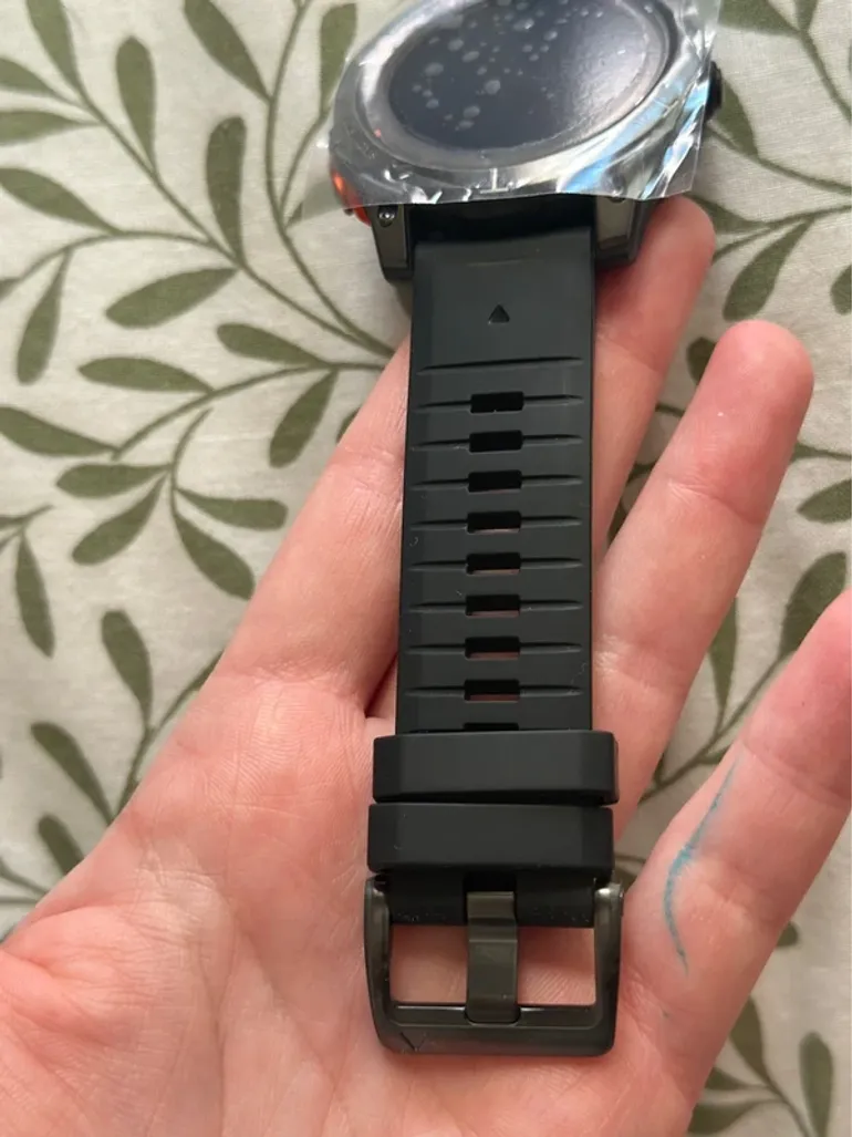 Used Garmin Fenix 7 Pro Solar bike — image 7 of 9