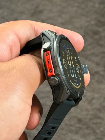 Used Garmin fenix 8 47 mm bike — image 9 of 9