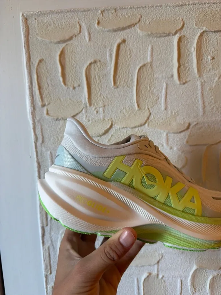 Tweedehands Hoka W Clifton pro bike — afbeelding 2 van 11