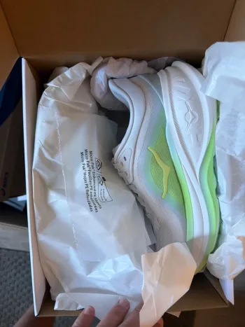 Tweedehands Hoka W Clifton pro bike — afbeelding 8 van 11