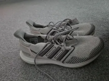 Adidas Ultra Boost bike d'occasion — image 2 sur 5