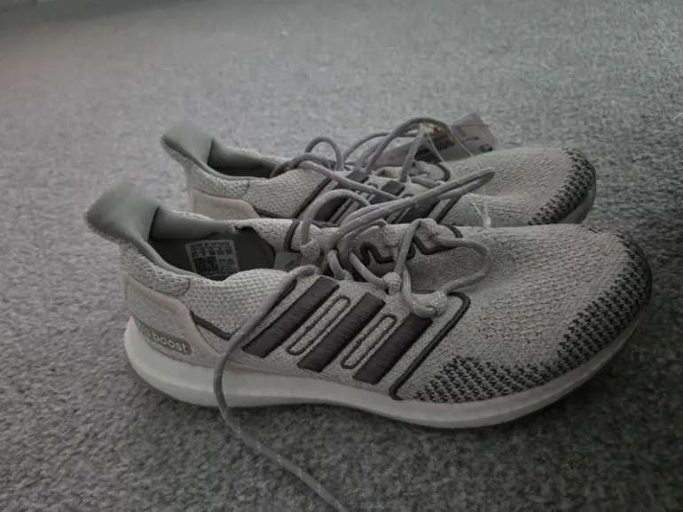 Adidas Ultra Boost bike d'occasion — image 2 sur 5