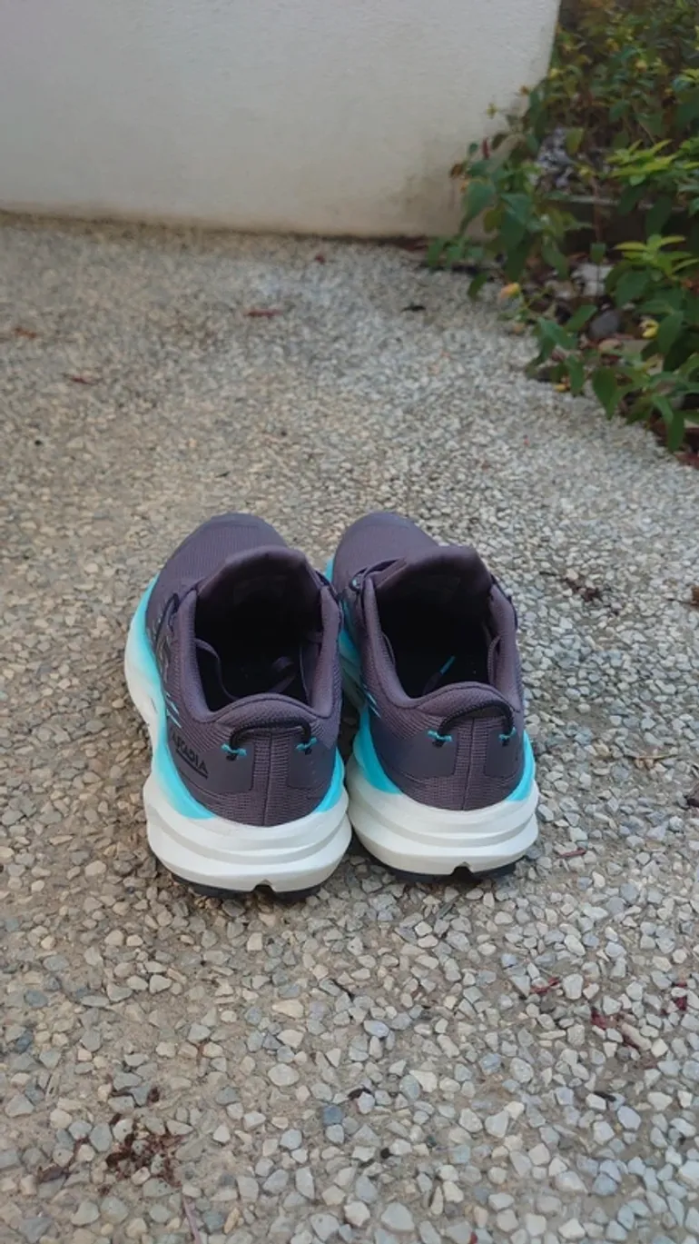 Used Brooks Cascadia 19 bike — image 4 of 7