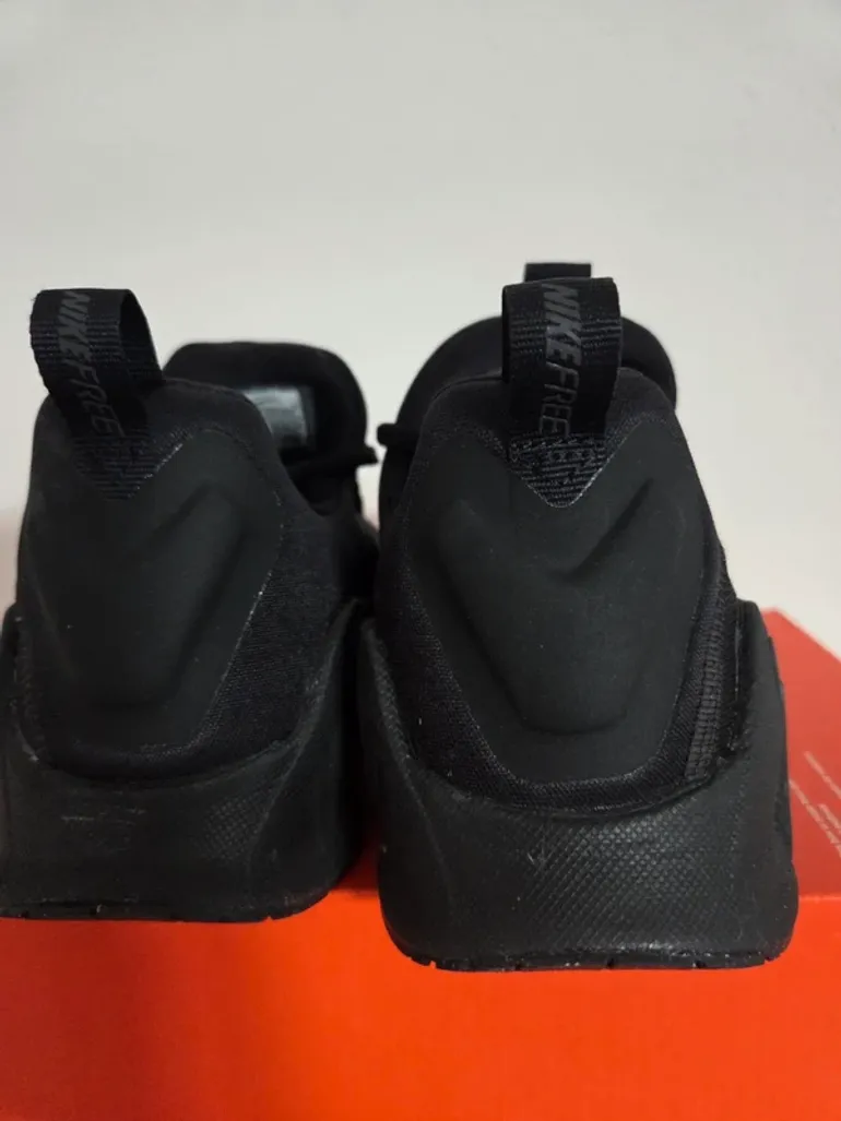 Used Nike Free Metcon 6 bike — image 4 of 8