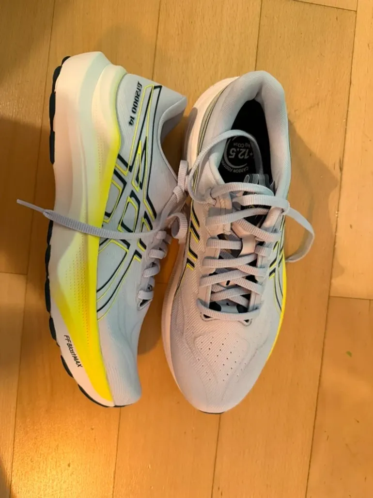Used Asics GT-2000 bike — image 2 of 3