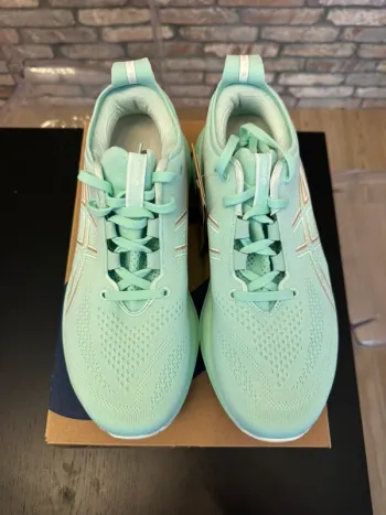 Asics Nimbus 26 bike d'occasion — image 4 sur 12