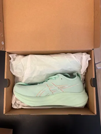 Asics Nimbus 26 bike d'occasion — image 6 sur 12