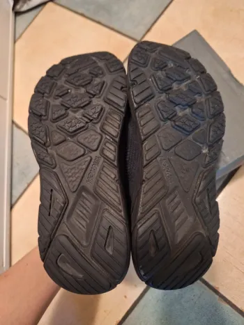 Hoka Arahi 7 bike d'occasion — image 4 sur 4