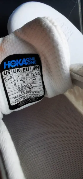 Hoka Running Shoes bike d'occasion — image 9 sur 10