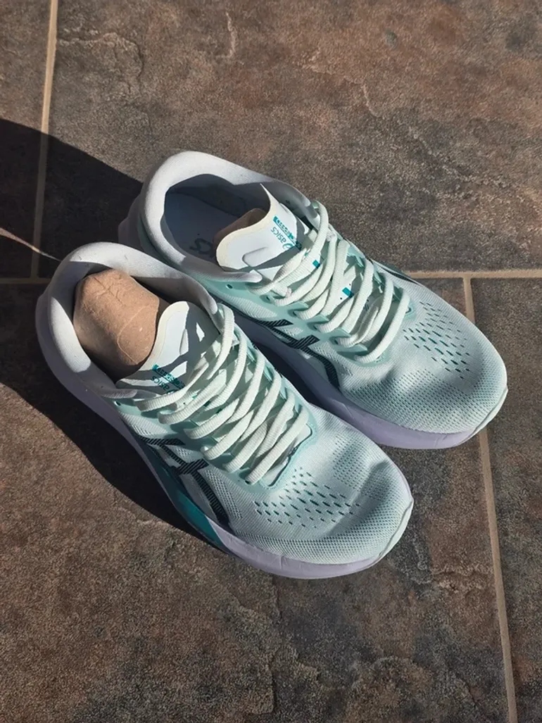 Tweedehands Asics Magic Speed 4 bike — afbeelding 2 van 7