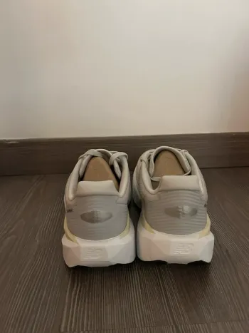 New Balance Rebel bike d'occasion — image 3 sur 6