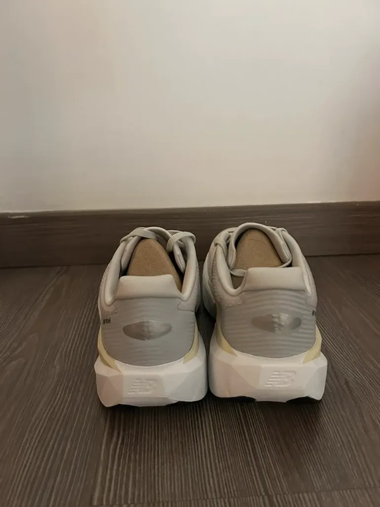 New Balance Rebel bike d'occasion — image 3 sur 6