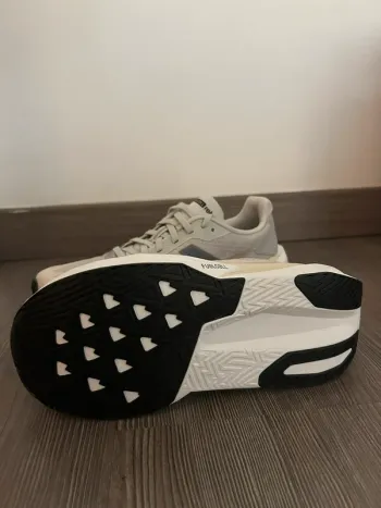 New Balance Rebel bike d'occasion — image 4 sur 6