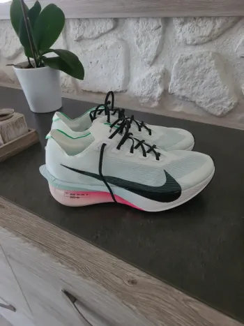 Nike Vaporfly Next% 4 bike d'occasion