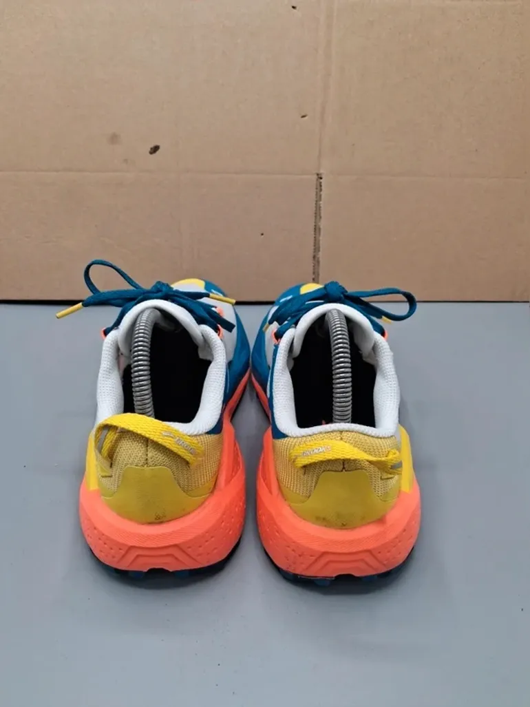 New Balance Caldera 8 bike usato — immagine 3 di 8