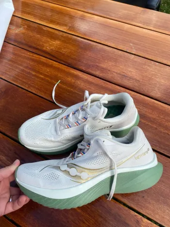 Saucony Kivarno 15 bike de segunda mano — imagen 6 de 15