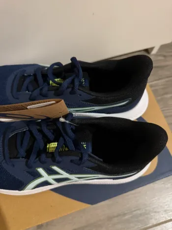 Použité Asics Jolt 4 bike — obrázek 4 z 11