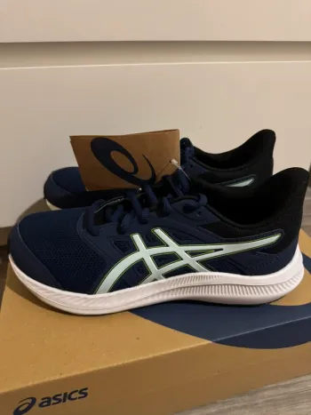 Used Asics Jolt 4 bike