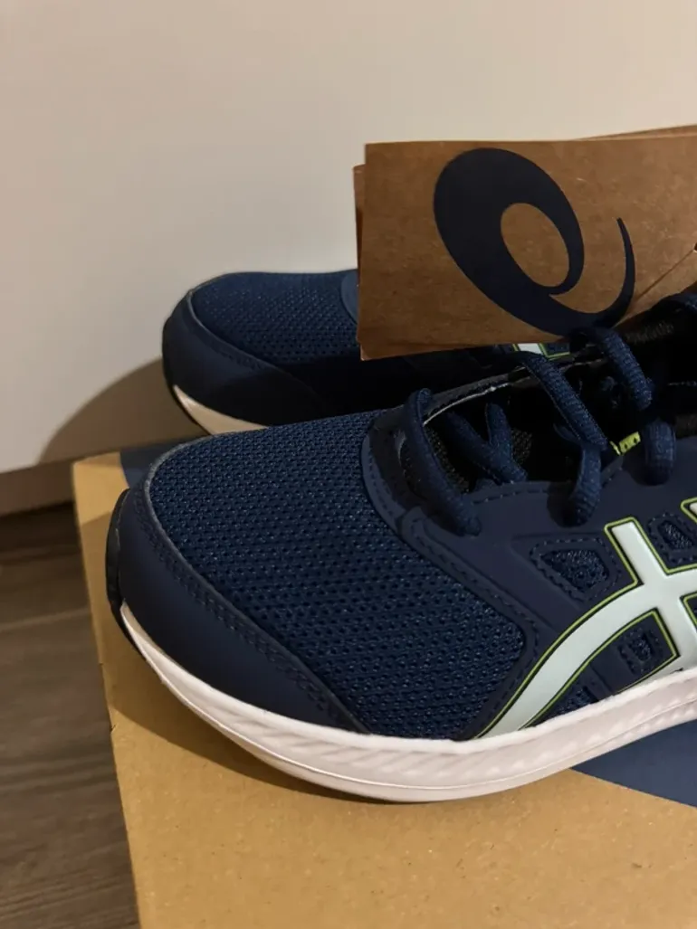 Použité Asics Jolt 4 bike — obrázek 2 z 11