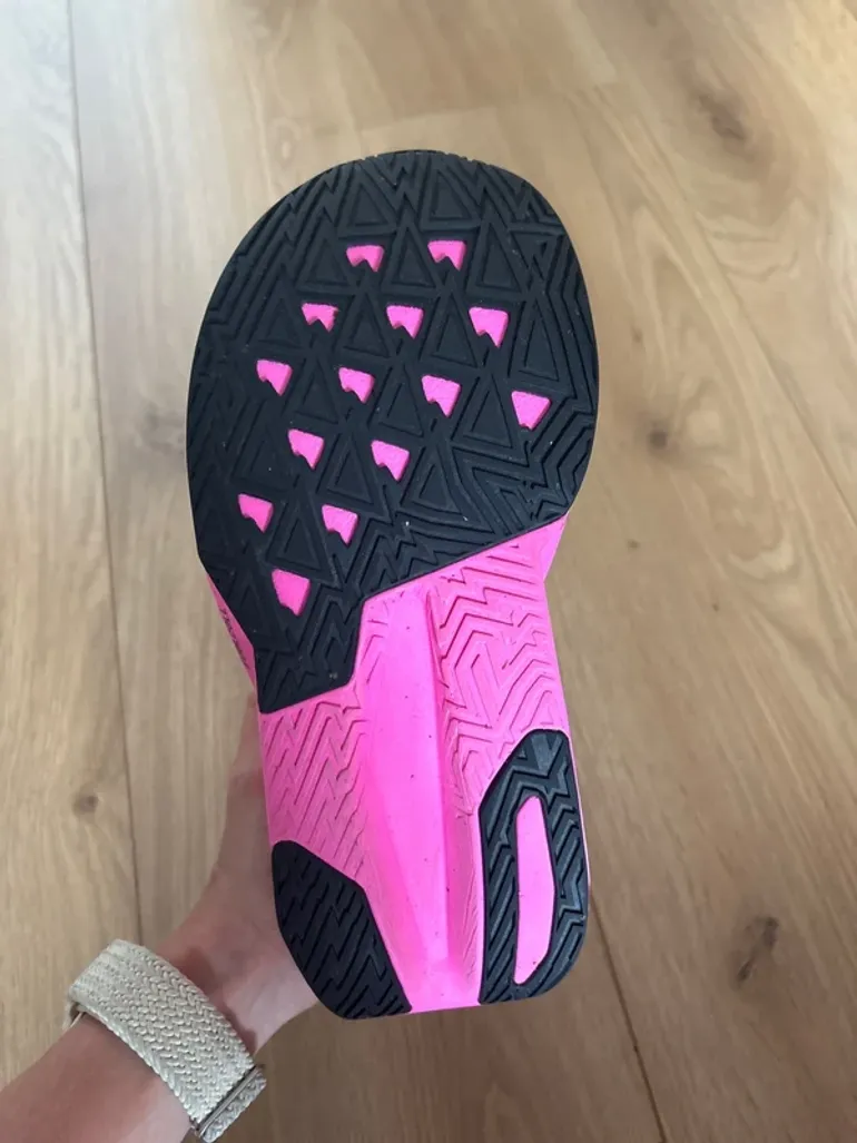 New Balance Fuelcell Rebel v5 bike d'occasion — image 10 sur 13