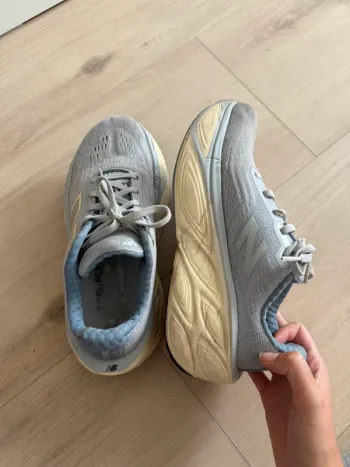 Used New Balance Fresh Foam More v5 bike