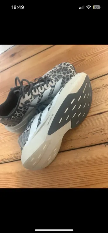 Adidas Adizero EVO SL bike d'occasion — image 4 sur 4