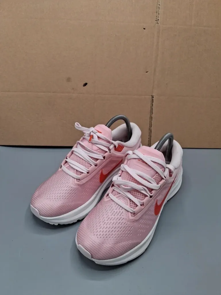 Gebrauchtes New Balance Zoom Structure 24 bike — Bild 2 von 8