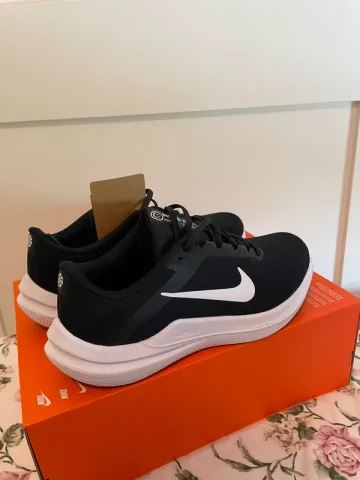 Used Nike Air Winflo 10 bike — image 1 of 9