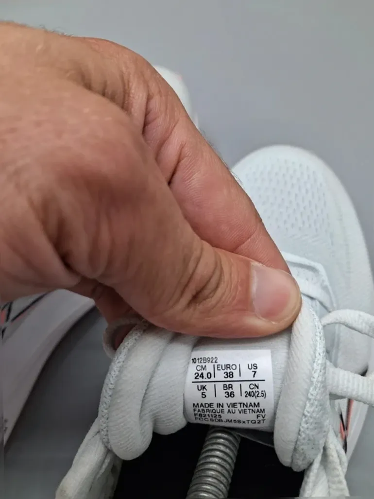 Used New Balance Gel Roadmiles bike — image 8 of 8