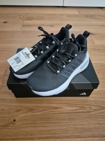 Gebrauchtes Adidas Schuhe Gr. 38 2/3 running course a pied bike