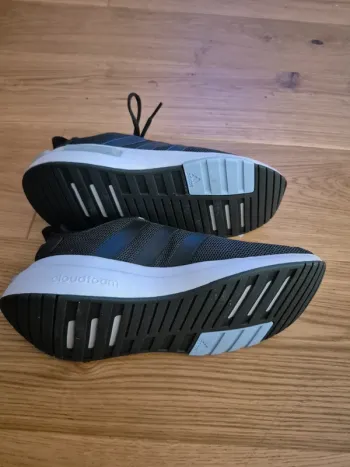 Używany Adidas Schuhe Gr. 38 2/3 running course a pied bike — zdjęcie 5 z 8