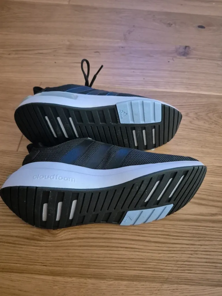 Używany Adidas Schuhe Gr. 38 2/3 running course a pied bike — zdjęcie 5 z 8