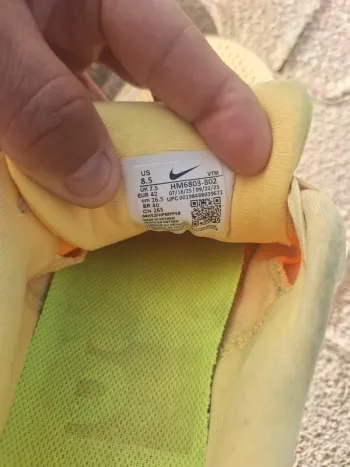 Used Nike Vomero 18 bike — image 4 of 4