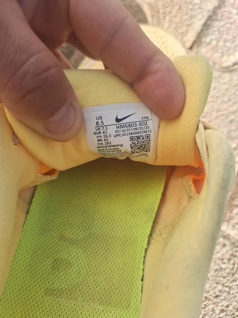 Used Nike Vomero 18 bike — image 4 of 4