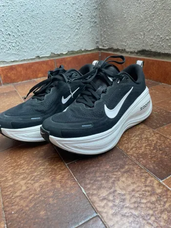Použité Bianchi ZoomX Invincible Run Flyknit 3 bike