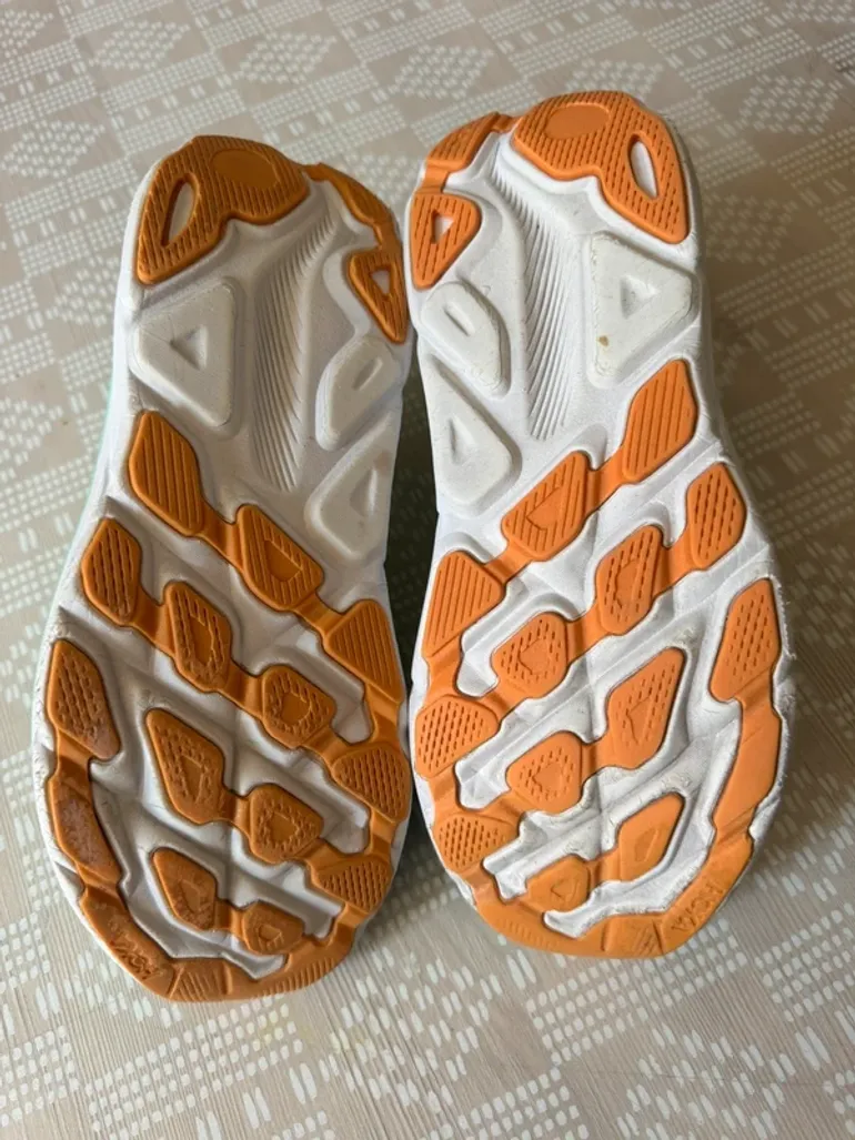 Used Hoka Clifton 9 bike — image 8 of 8