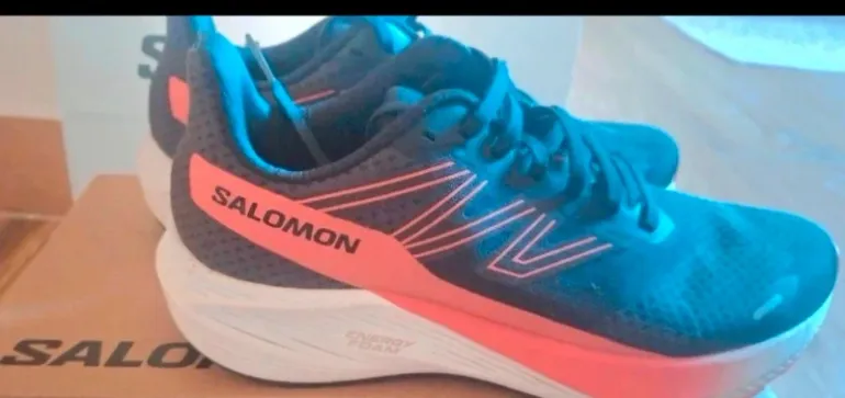 Gebrauchtes Salomon Tennis Shoes Women size 39 1/3 bike — Bild 3 von 3