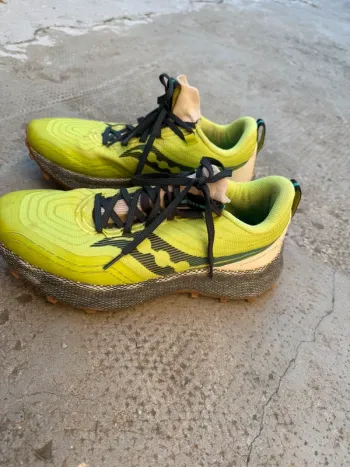 Saucony Endorphin Trail bike de segunda mano