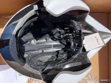 Used MET Drone 2 Helmet bike — image 3 of 6