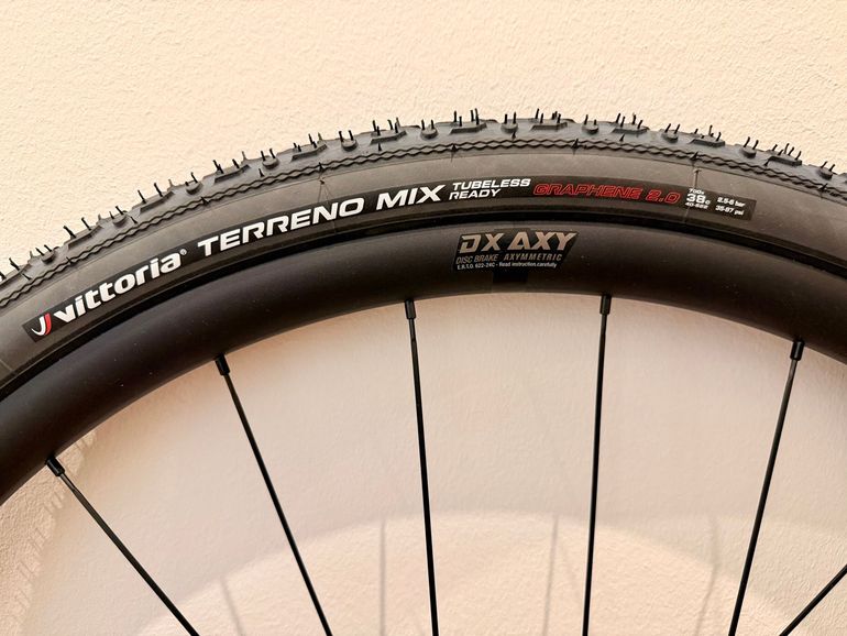 Used Miche Graff AXY Wheelset 2023 bike — image 2 of 5