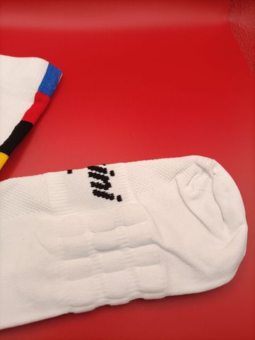 Gebrauchtes Santini UCI Rainbow Cycling Socks 2025 bike — Bild 2 von 8