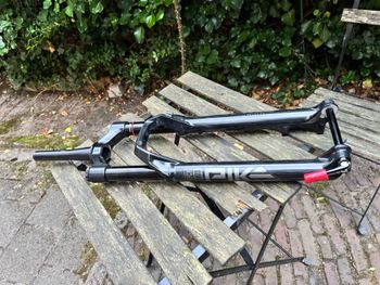 Brugt RockShox Pike Select+ bike — billede 5 af 5
