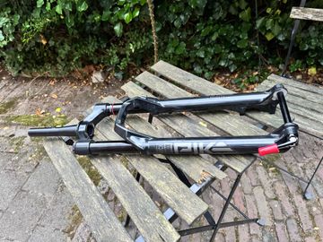Used RockShox Pike Select+ bike — image 5 of 5