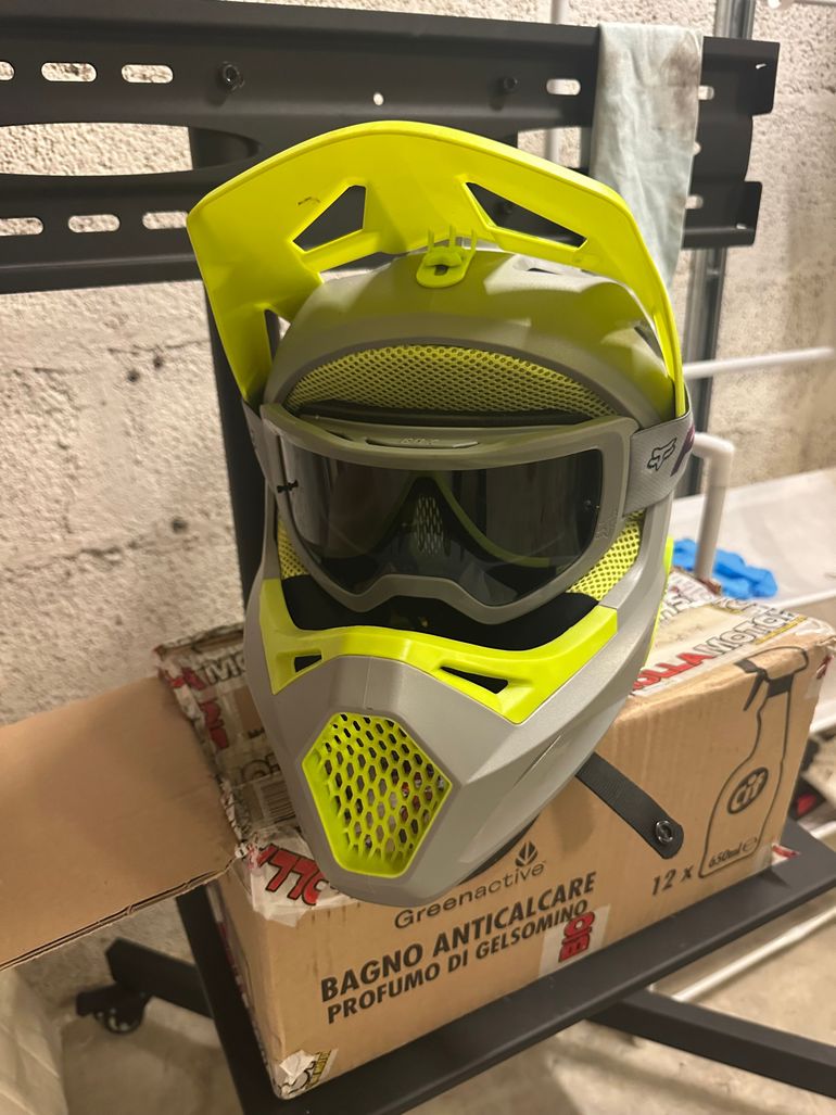 Brugt Fox Racing Rampage Helmet 2024 bike — billede 2 af 5