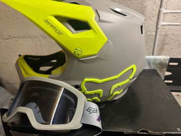 Brugt Fox Racing Rampage Helmet 2024 bike — billede 1 af 5