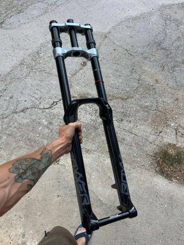 RockShox Boxxer Select 29 2024 bike usato — immagine 1 di 14