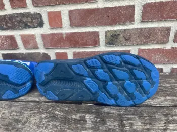 Hoka Clifton 9 GTX bike usato — immagine 9 di 9