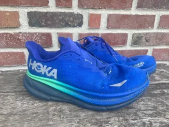 Hoka Clifton 9 GTX bike usato — immagine 4 di 9