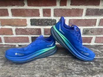 Hoka Clifton 9 GTX bike usato — immagine 2 di 9