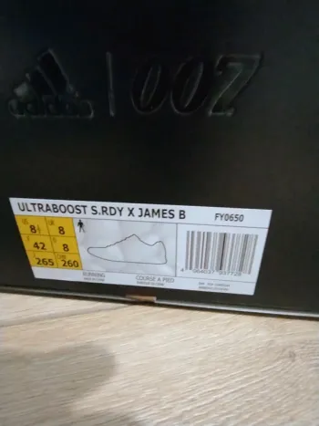 Used Adidas Ultraboost James Bond edition bike — image 5 of 5